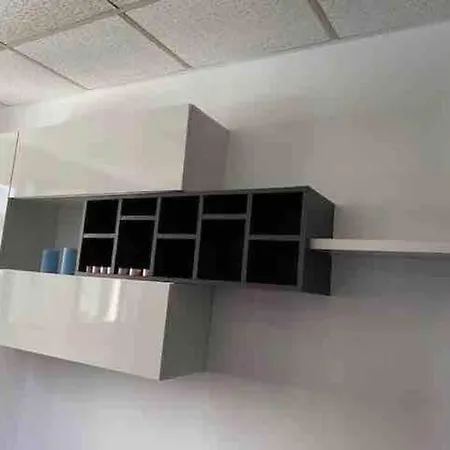 Comodo En El Centro De *