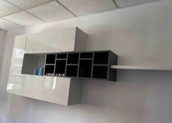 Cómodo En El Centro De *